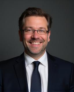 Foto del Director de Fusiones y Adquisiciones en REL CONSULTING LTD